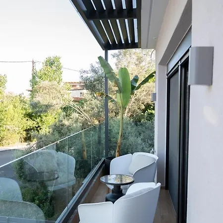 Kla Luxury Boutique Suites By Westbooking Gr *