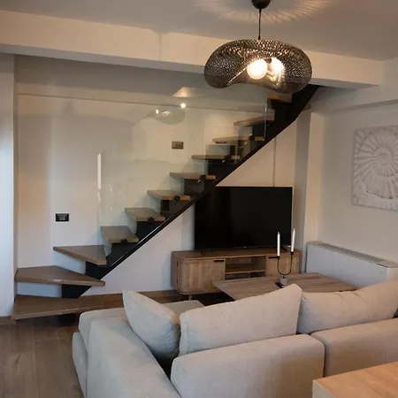 Apartment Kla Luxury Boutique By Westbooking Gr