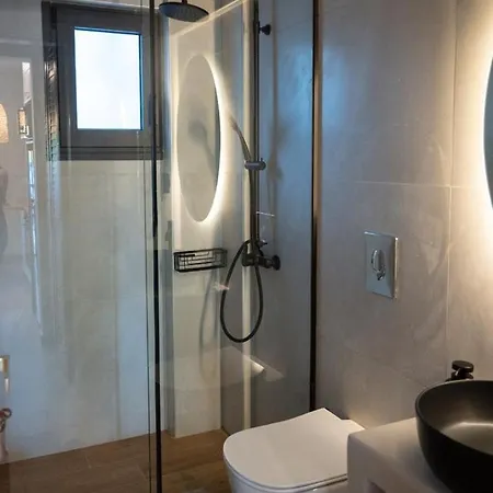 Apartment Kla Luxury Boutique By Westbooking Gr