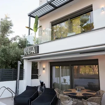 Kla By Project 86 Ike Apartment Nikiana