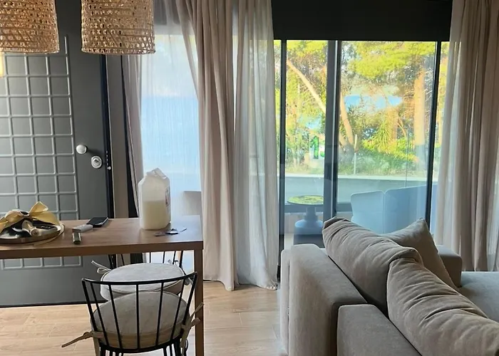 Kla By Project 86 Ike * Nikiana